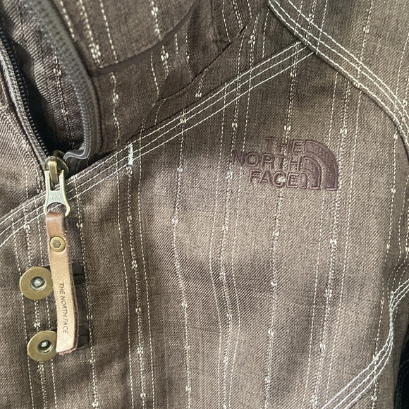 The North Face Brown Ski & Snow Jacket - Picture 2 of 9